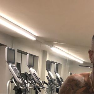 Meet your Posher, Emmanuel